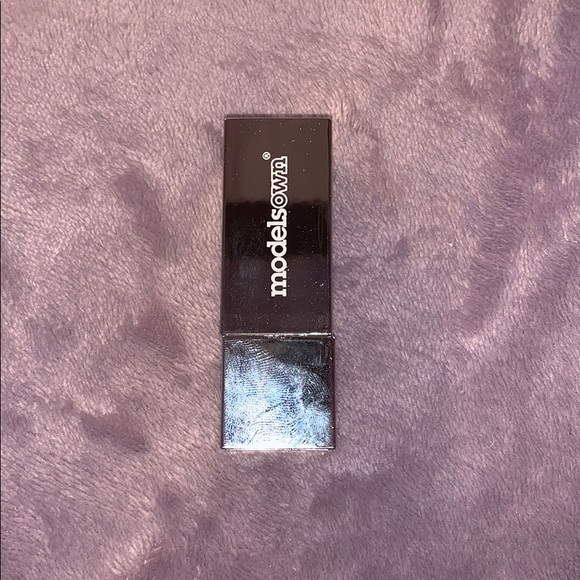 Models own - Picture 2 of 4